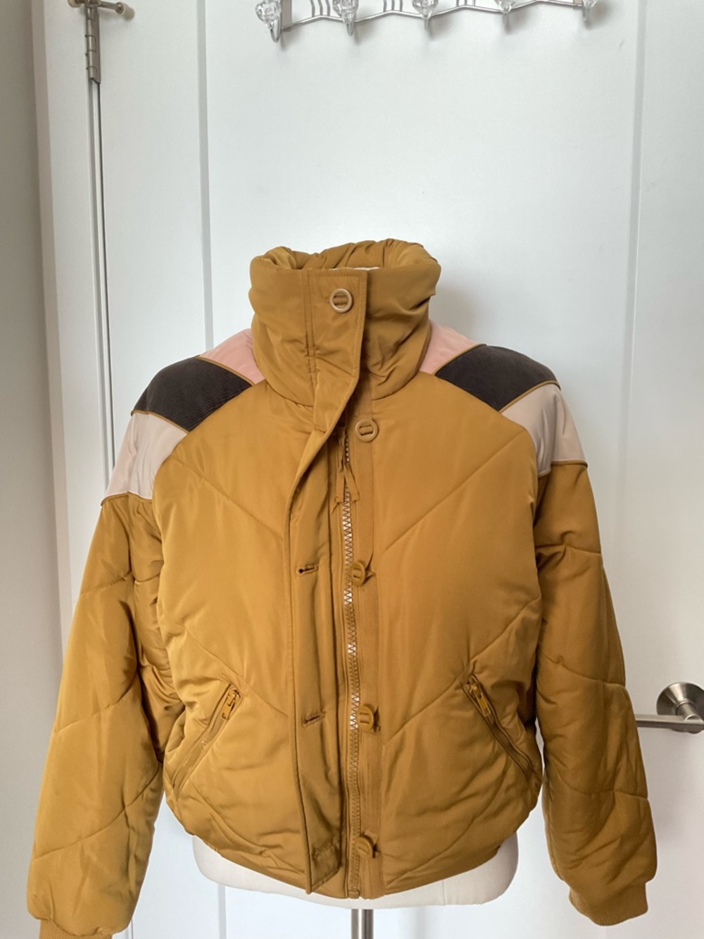 Mustard Colorblock Puffer Jacket Size XS